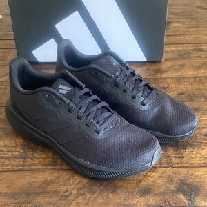 Adidas RUNFALCON 3.0 Sneakers. Women’s 7.5. New in box.